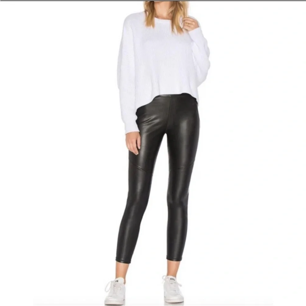 Free People Vegan Faux Leather Skinny Pants Size 25 Black